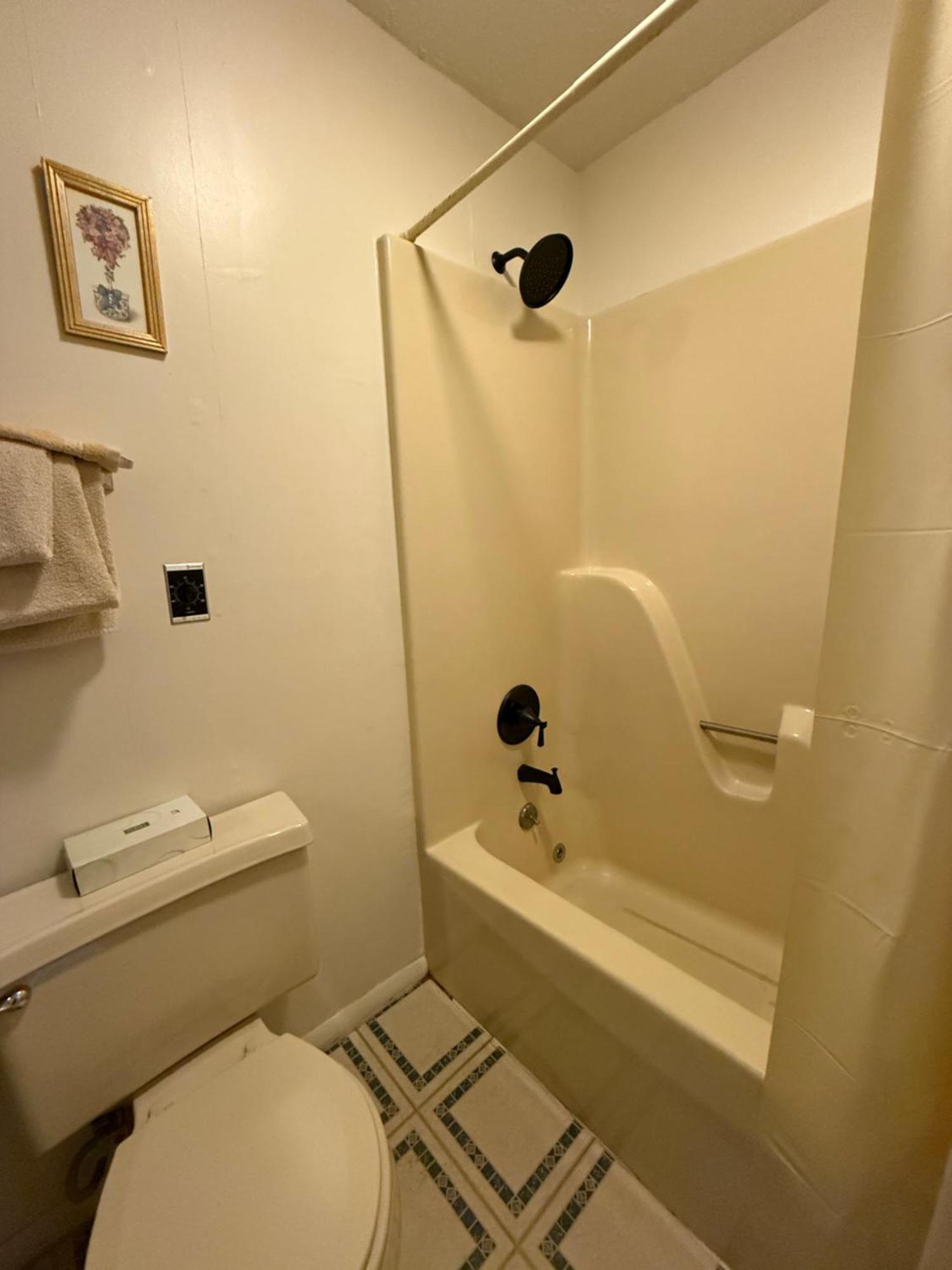 Eagle Village Resort بوشكيل المظهر الخارجي الصورة